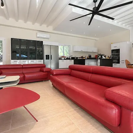 Casa vacanze Maison Piscine Au Calme